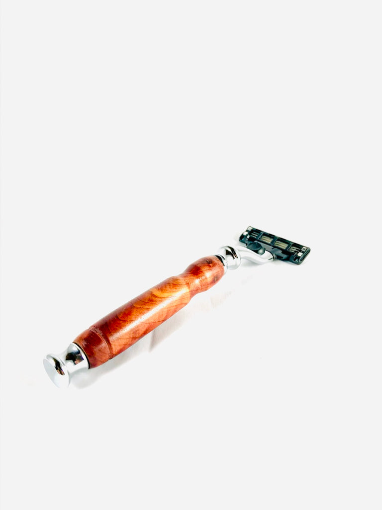 Custom Razor - Valkryie